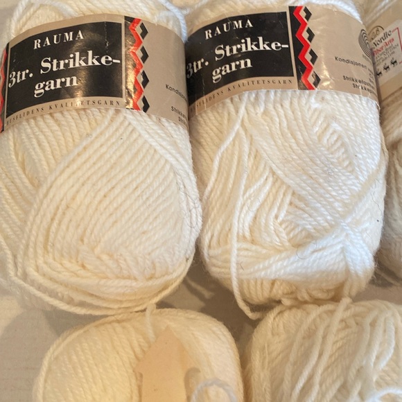 NWT & Vintage 9 skeins Rauma & Nomotta White & Off-White Wool Yarn - Picture 2 of 5